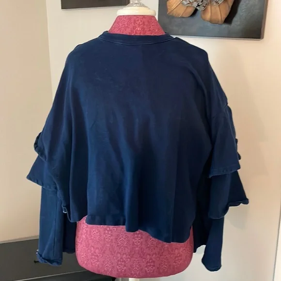 AG Cropped Layered Sleeve Sweatshirt - Picture 3 of 6